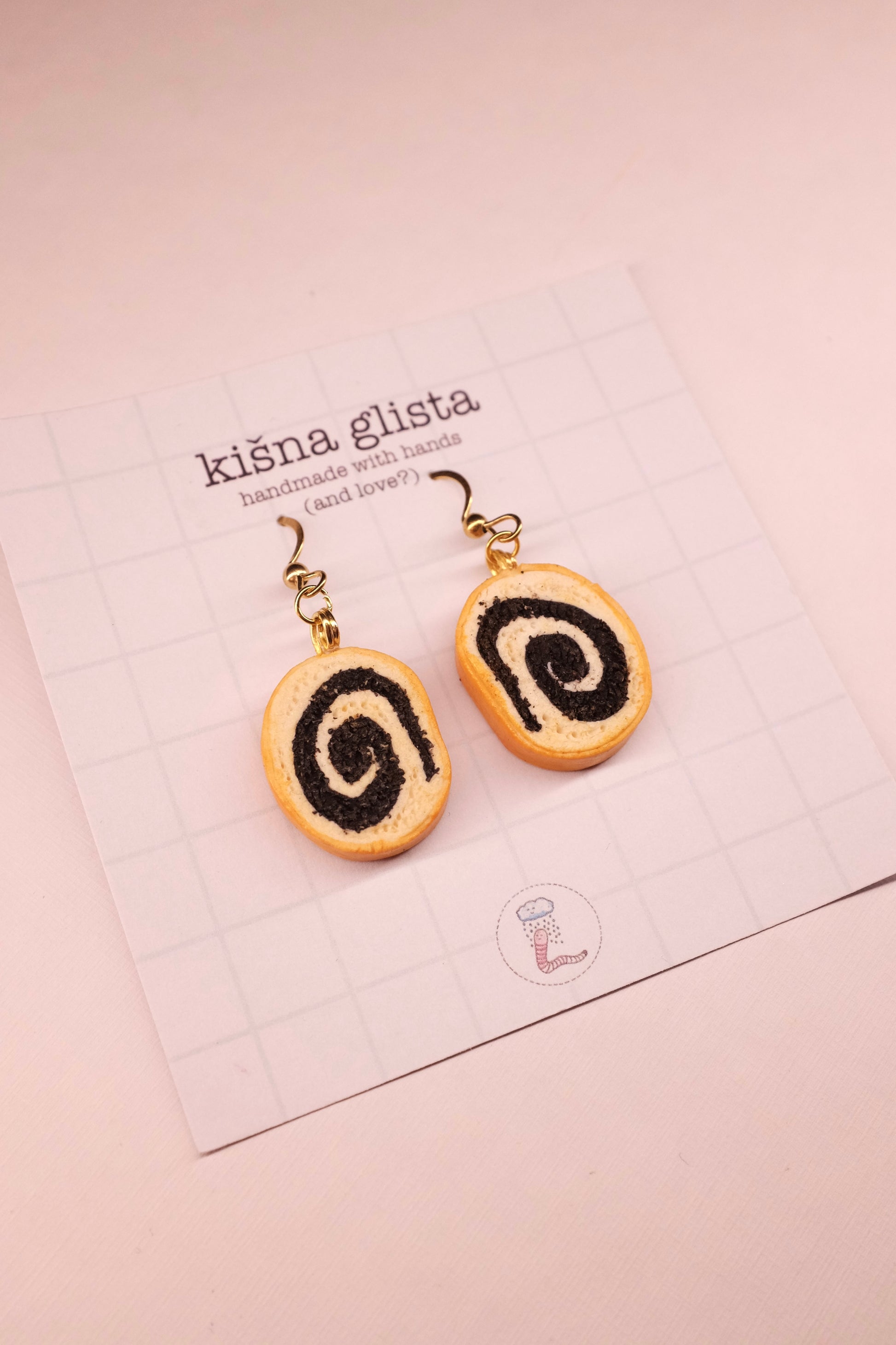 Štrudla s makom, viseće minđuše