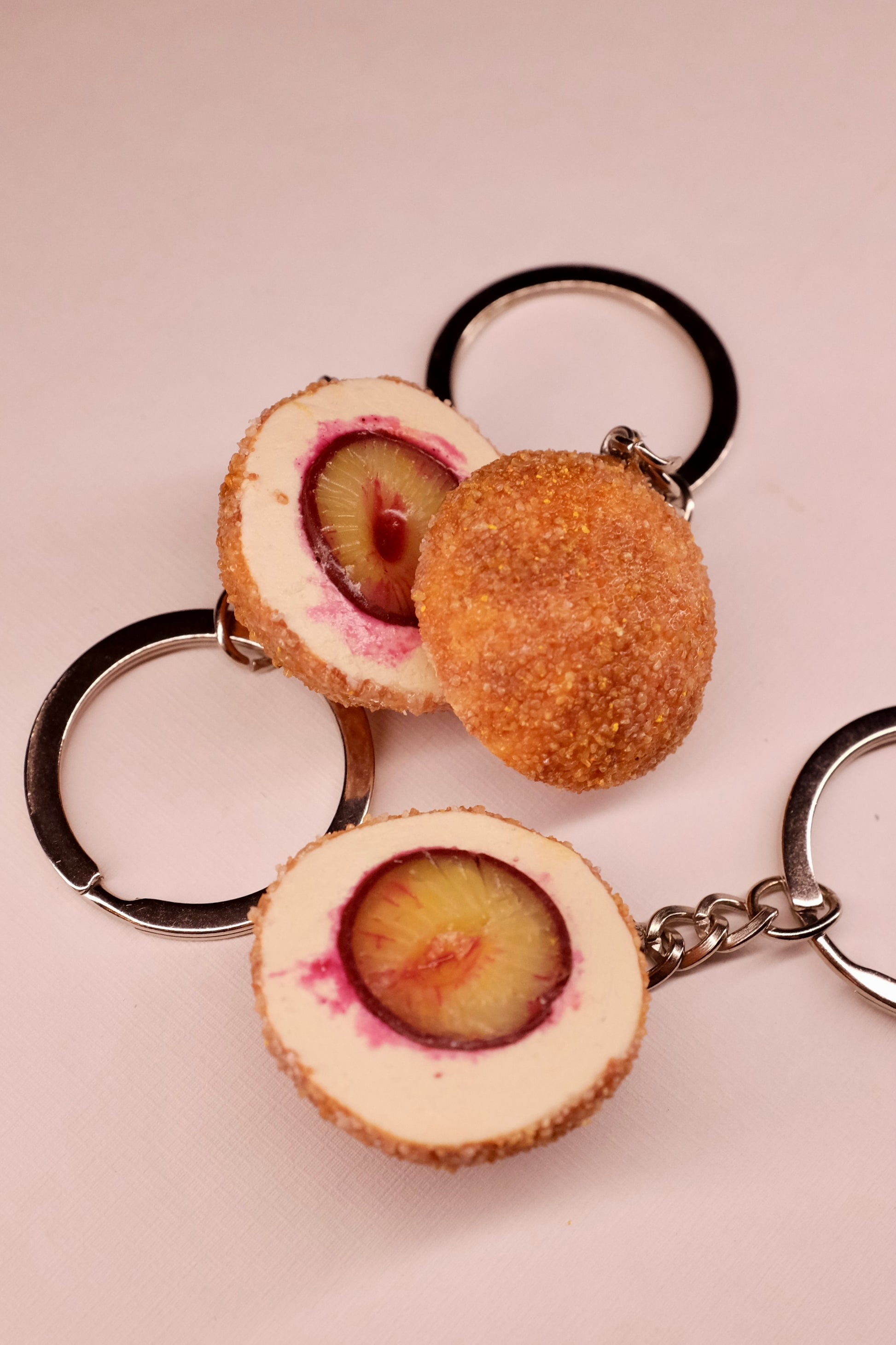 Knedla sa šljivama, privezak