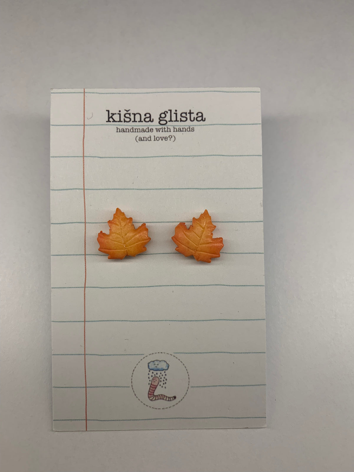 List, minđuše sa iglicom