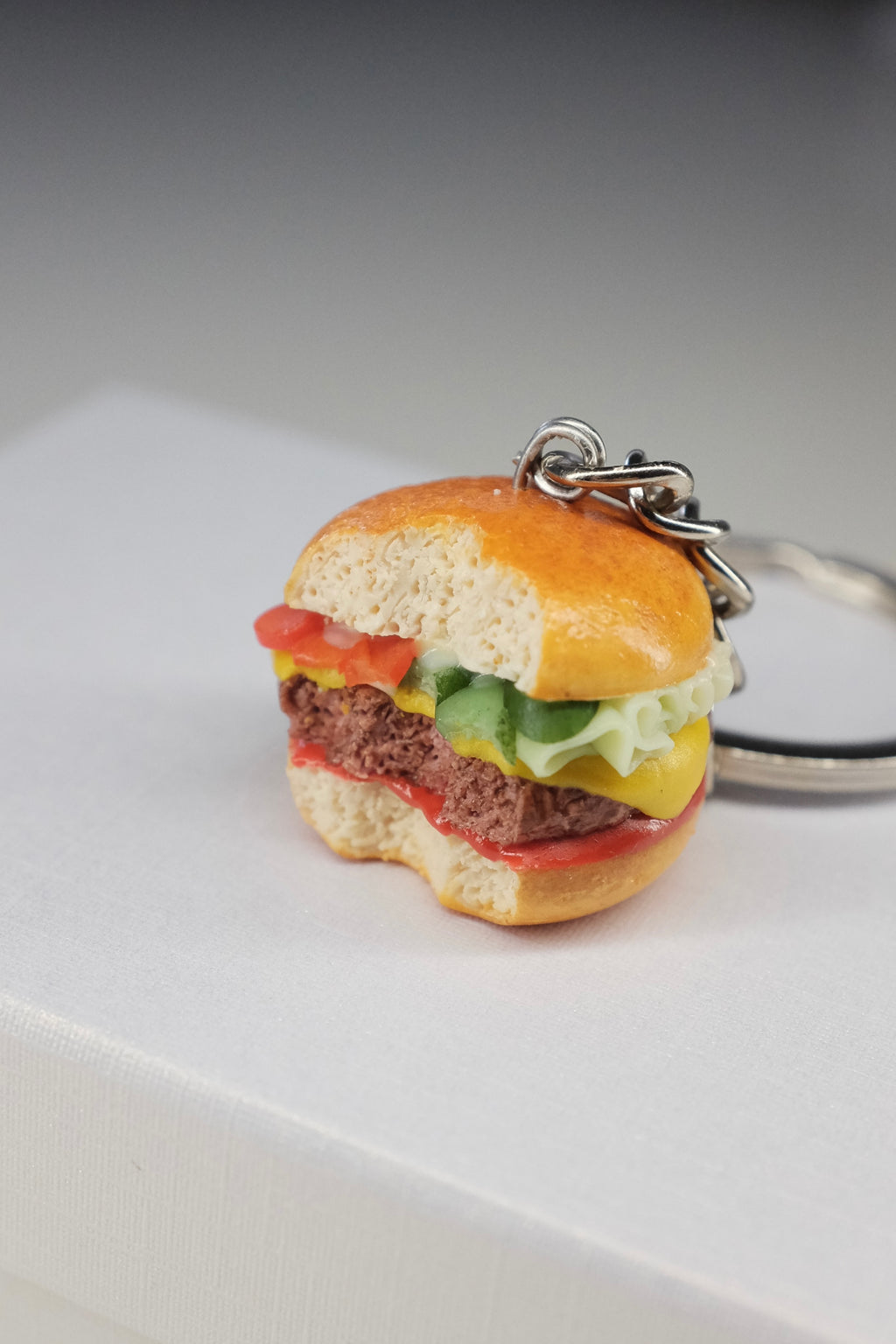 Burger, privezak