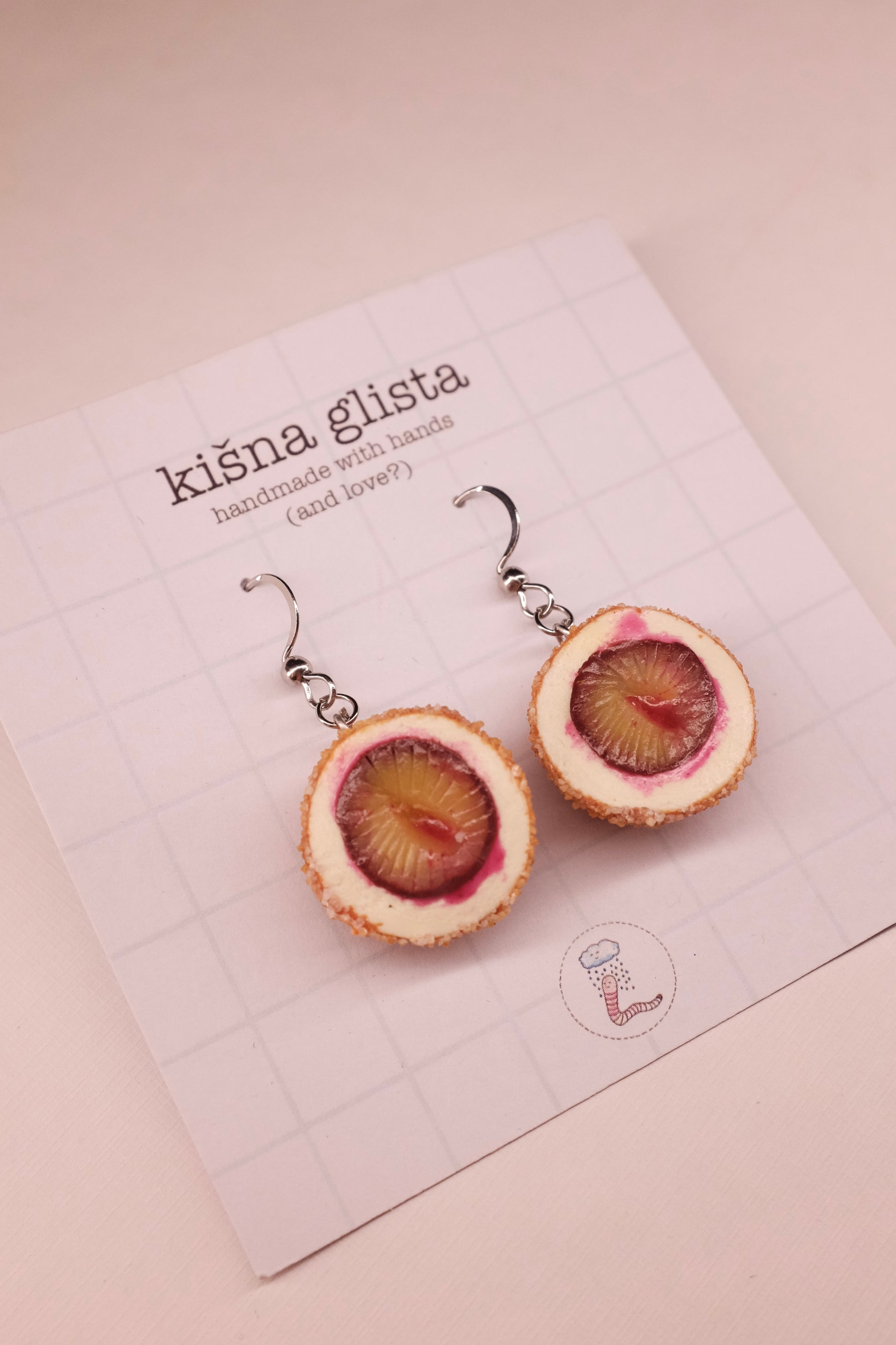 Knedle sa šljivama, viseće minđuše