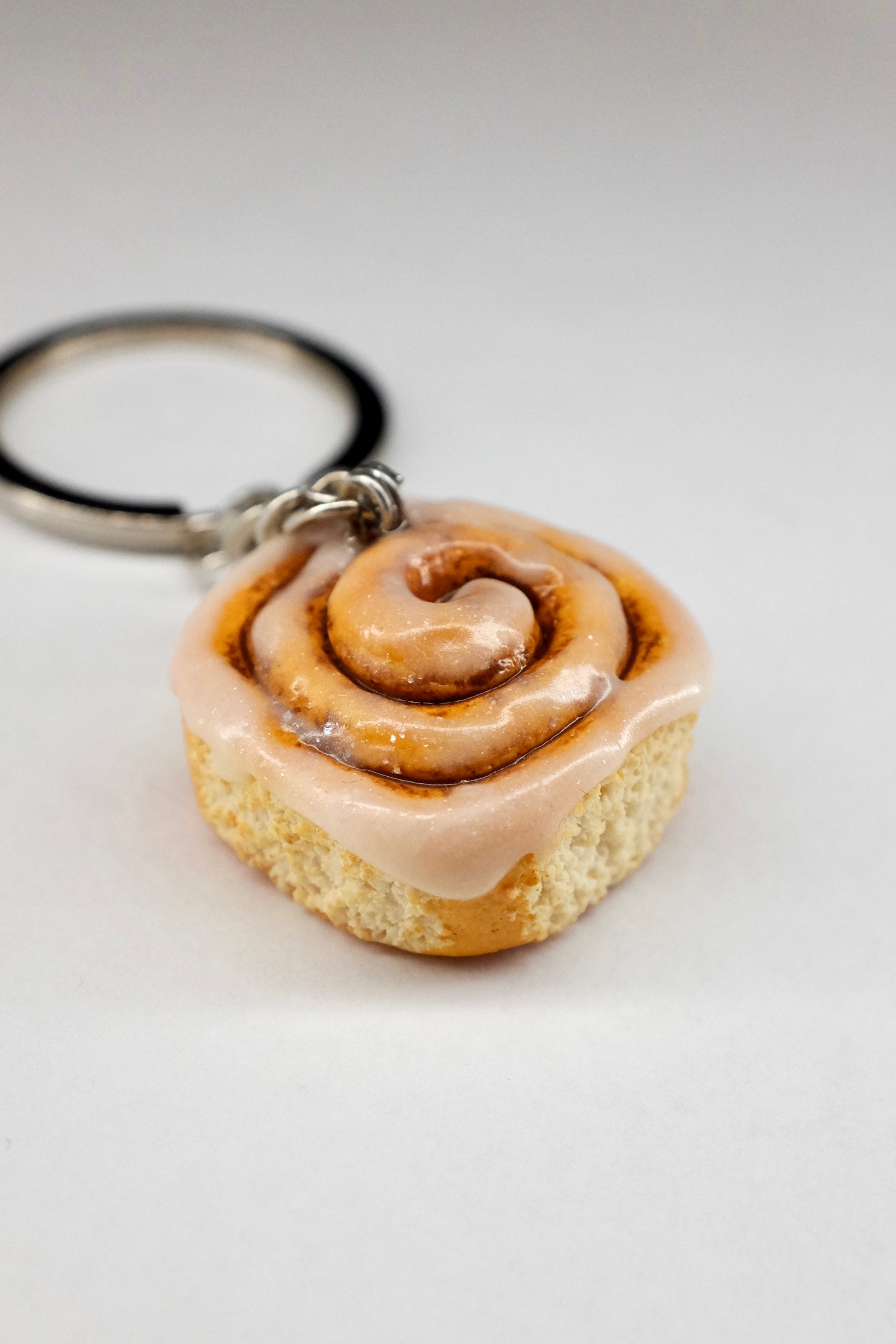 Cimet rolnica, privezak