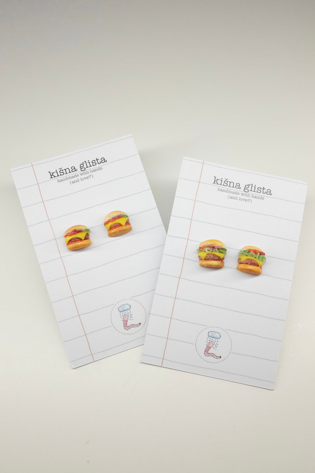 Burger, minđuše sa iglicom