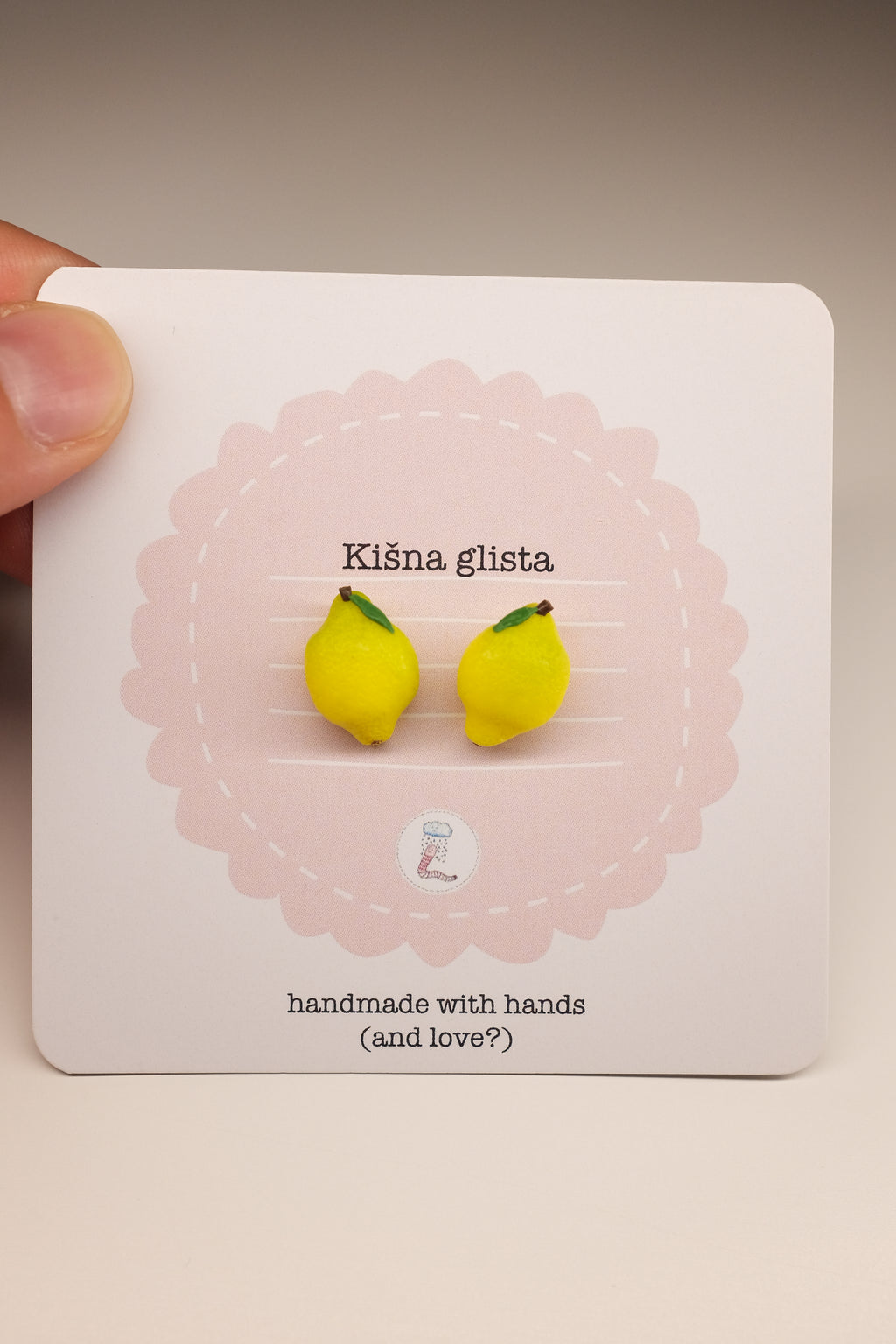 Limun, minđuše sa iglicom