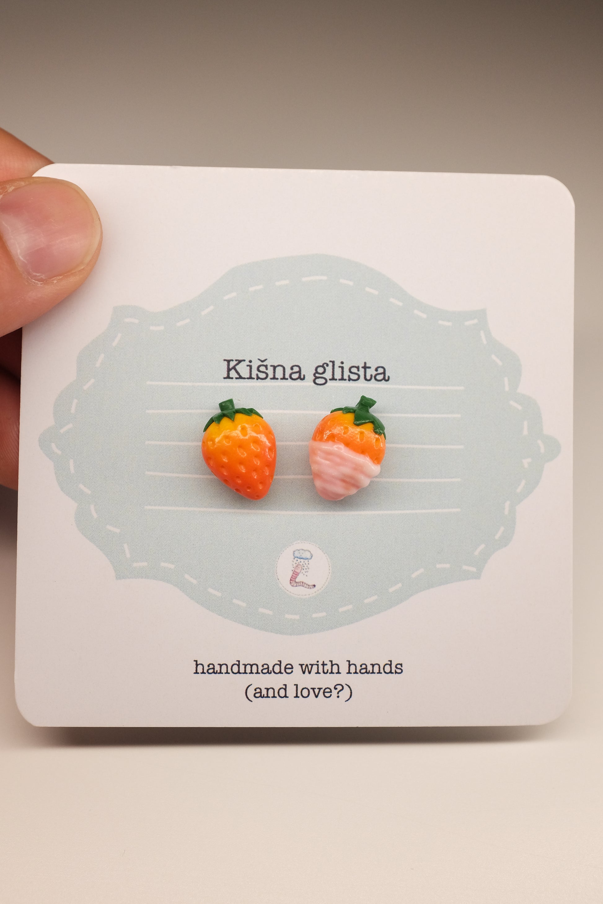 Jagoda, minđuše sa iglicom