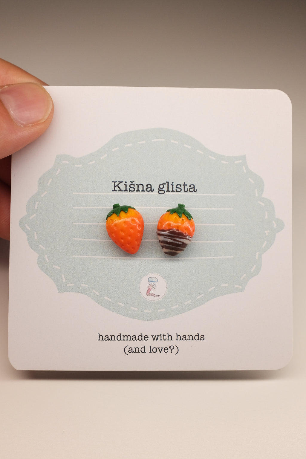 Jagoda, minđuše sa iglicom