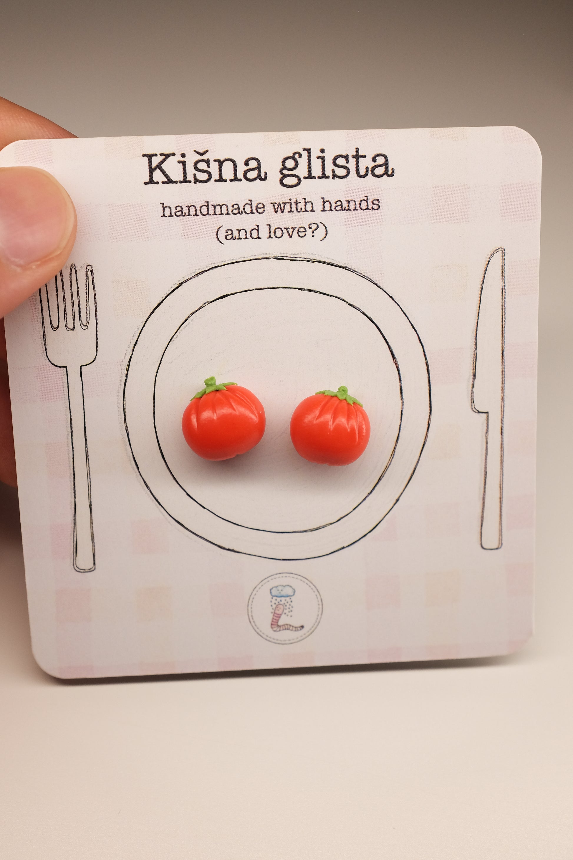 Paradajz, minđuše sa iglicom