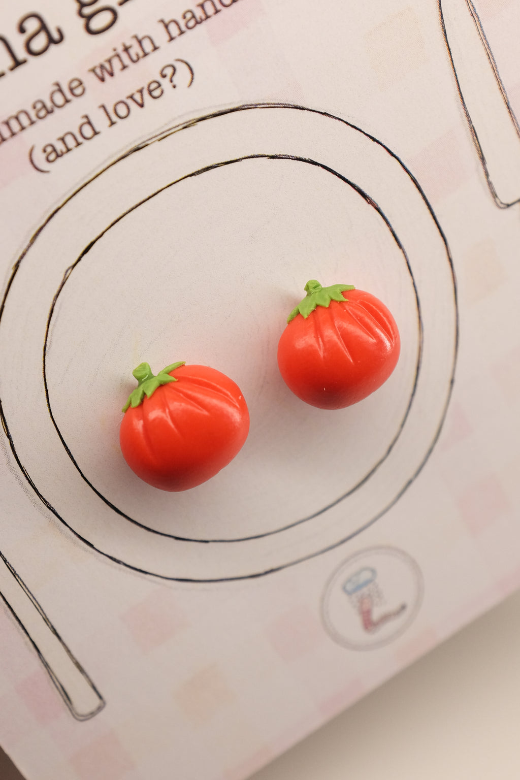 Paradajz, minđuše sa iglicom