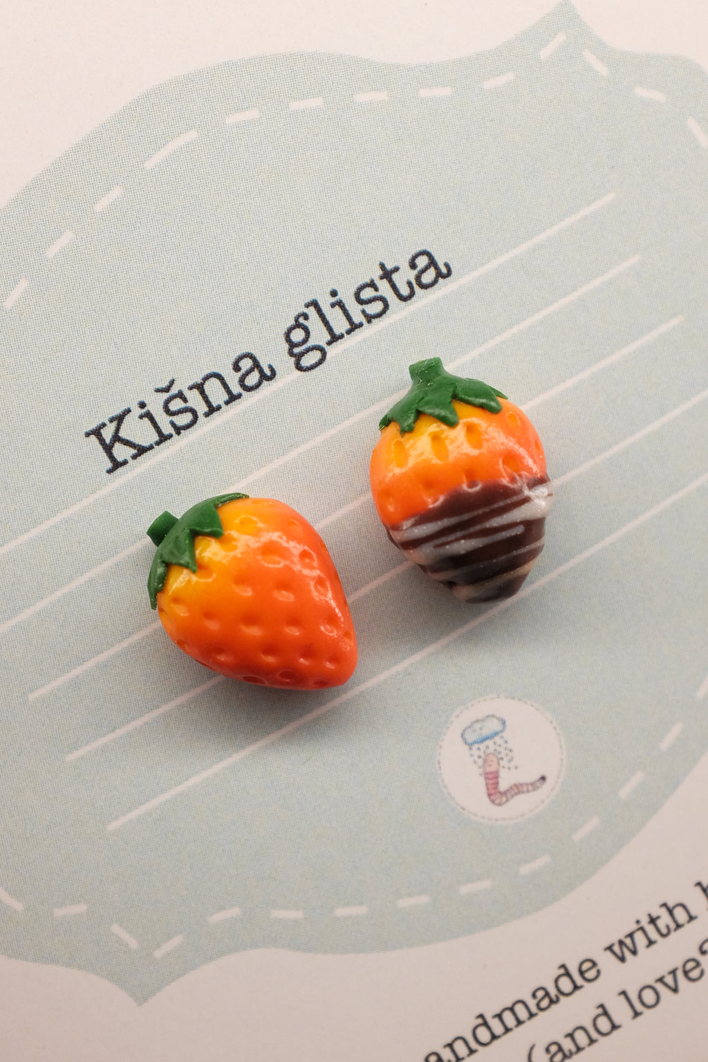 Jagoda, minđuše sa iglicom