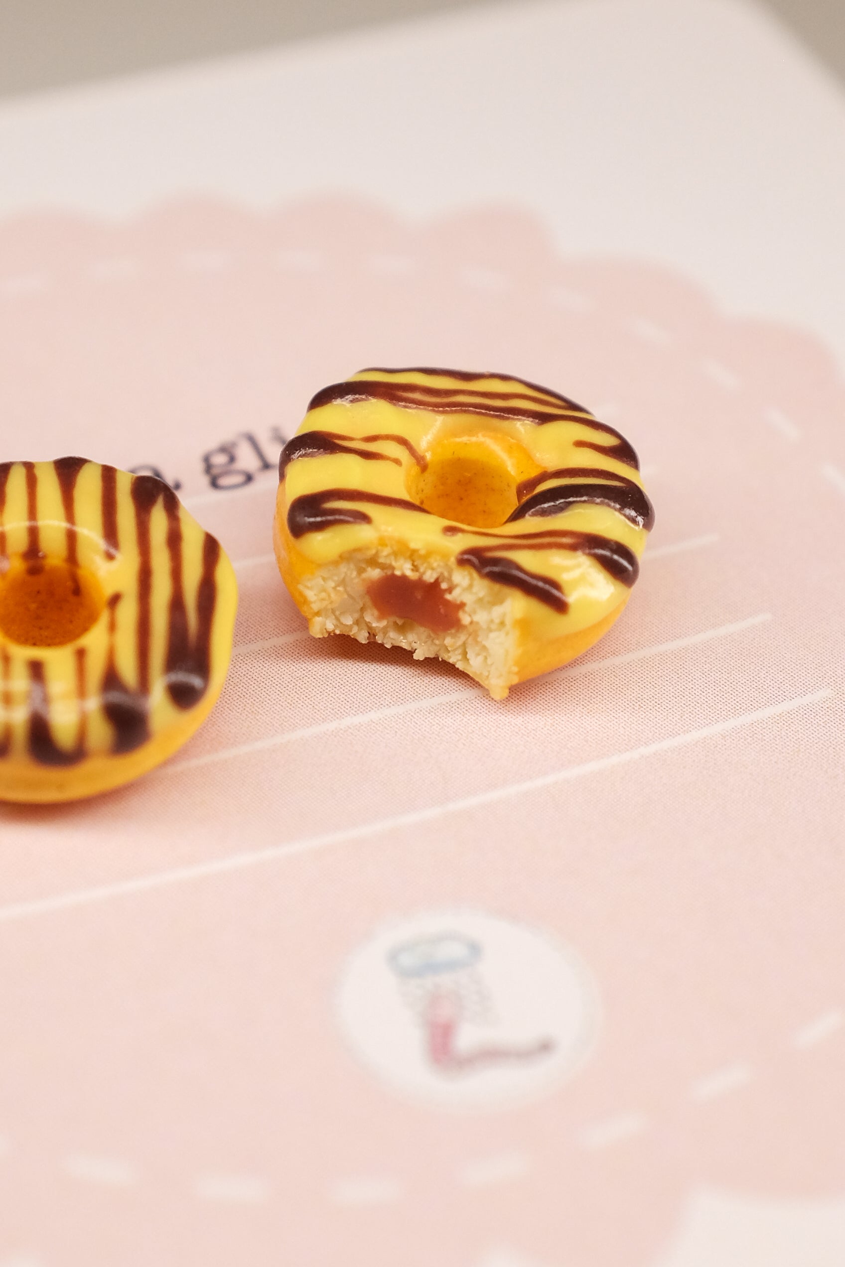 Krofne, minđuše sa iglicom