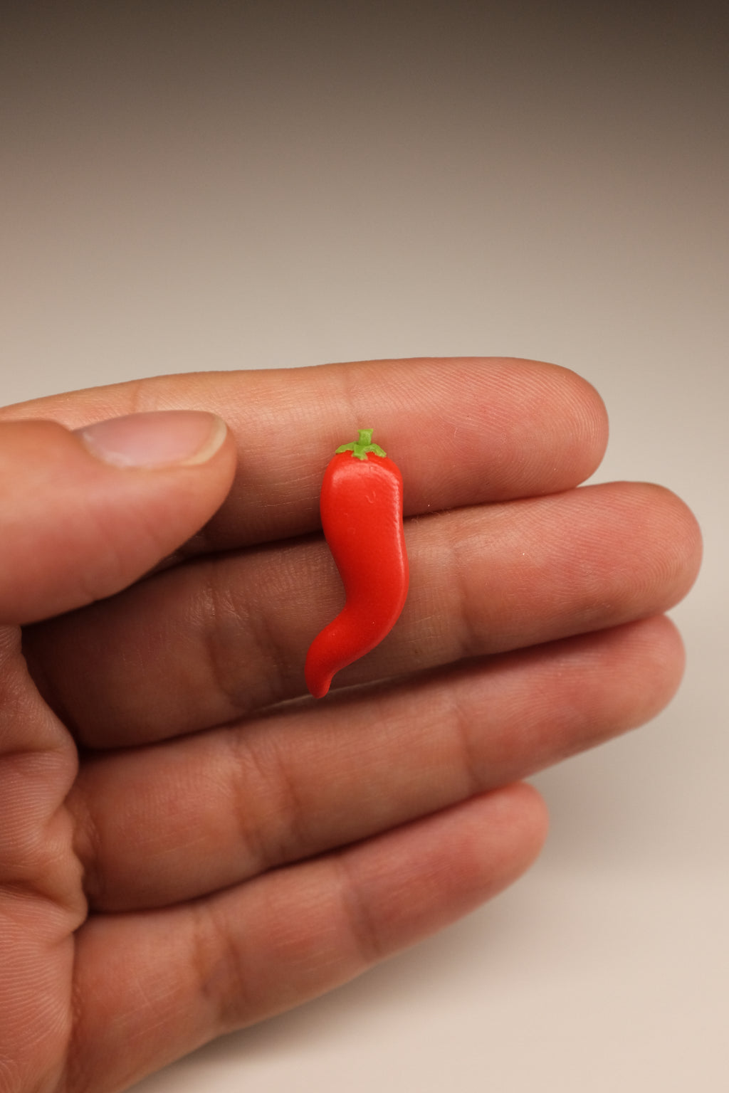 Ljuta papričica, pin