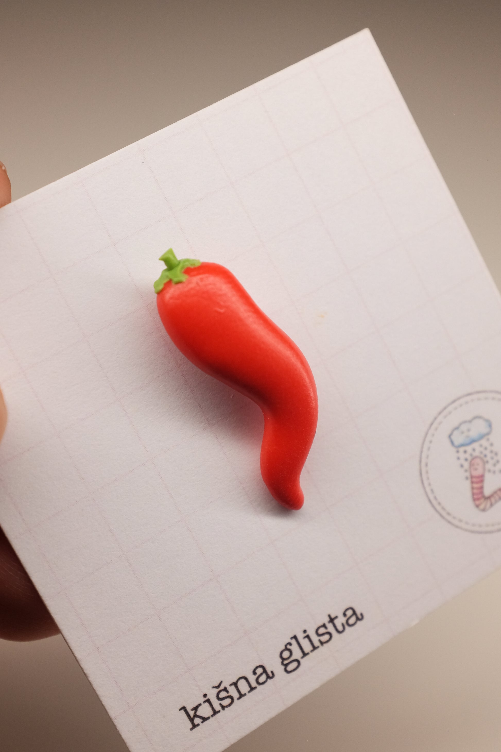 Ljuta papričica, pin