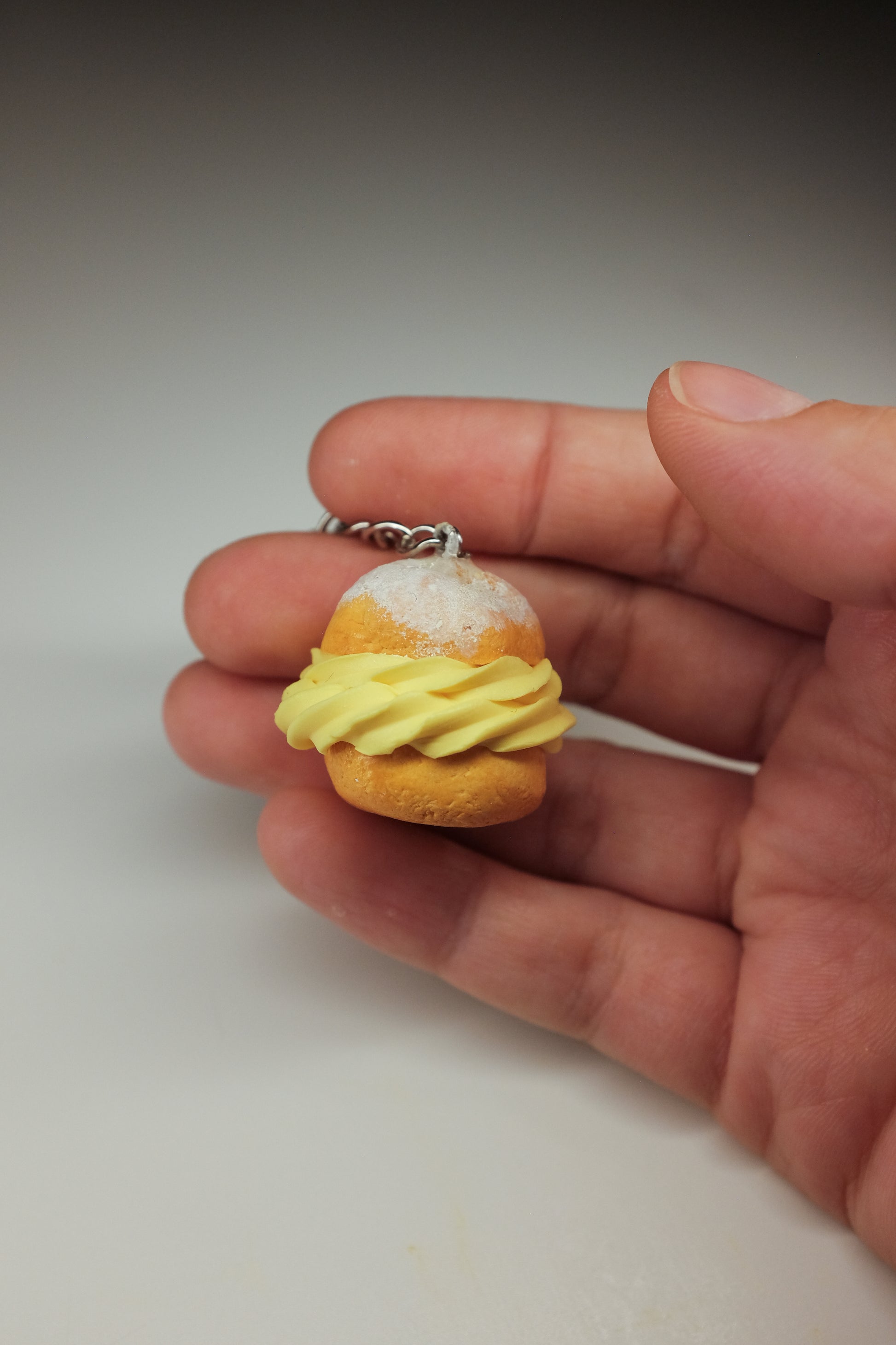 Princes krofna, privezak