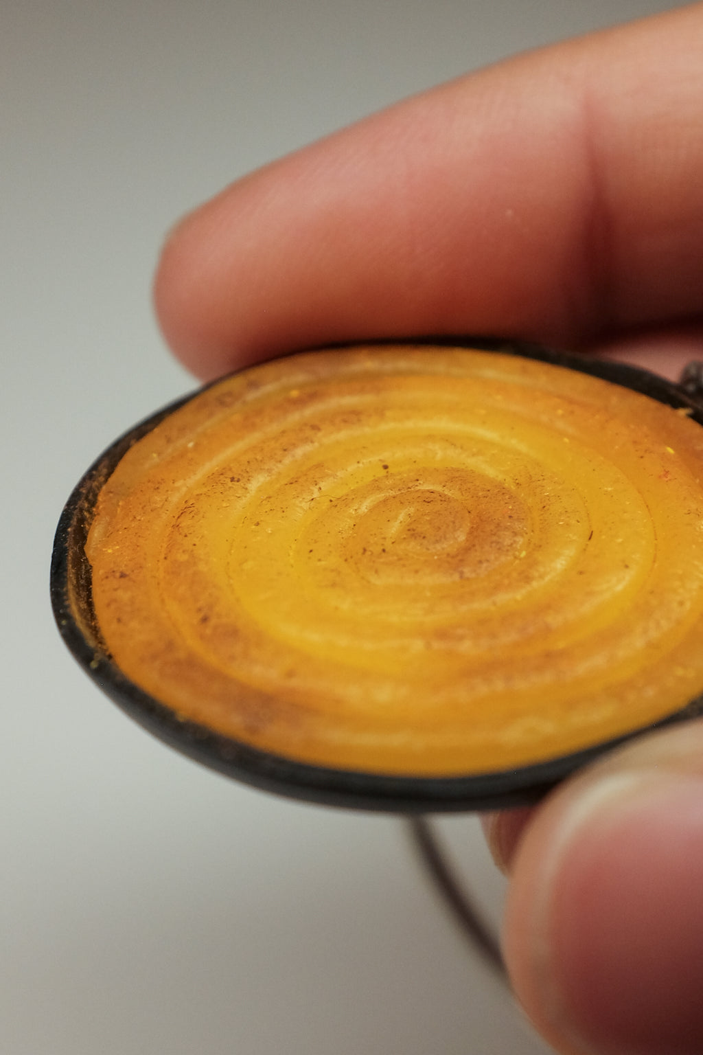 Burek u tepsiji, privezak