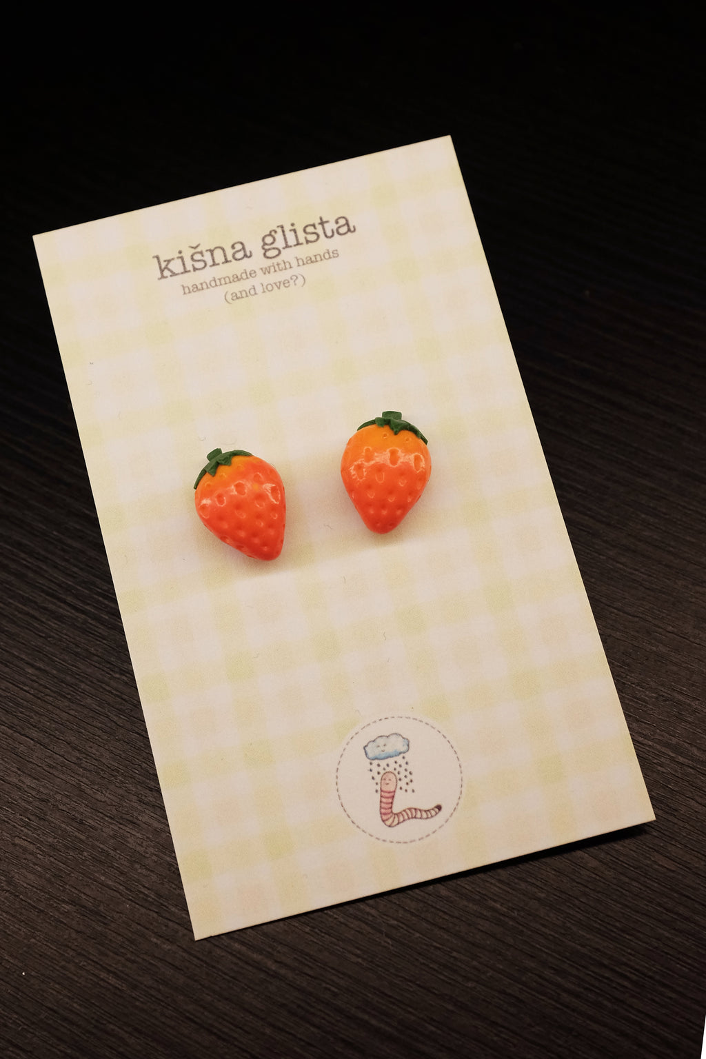 Jagoda, minđuše sa iglicom