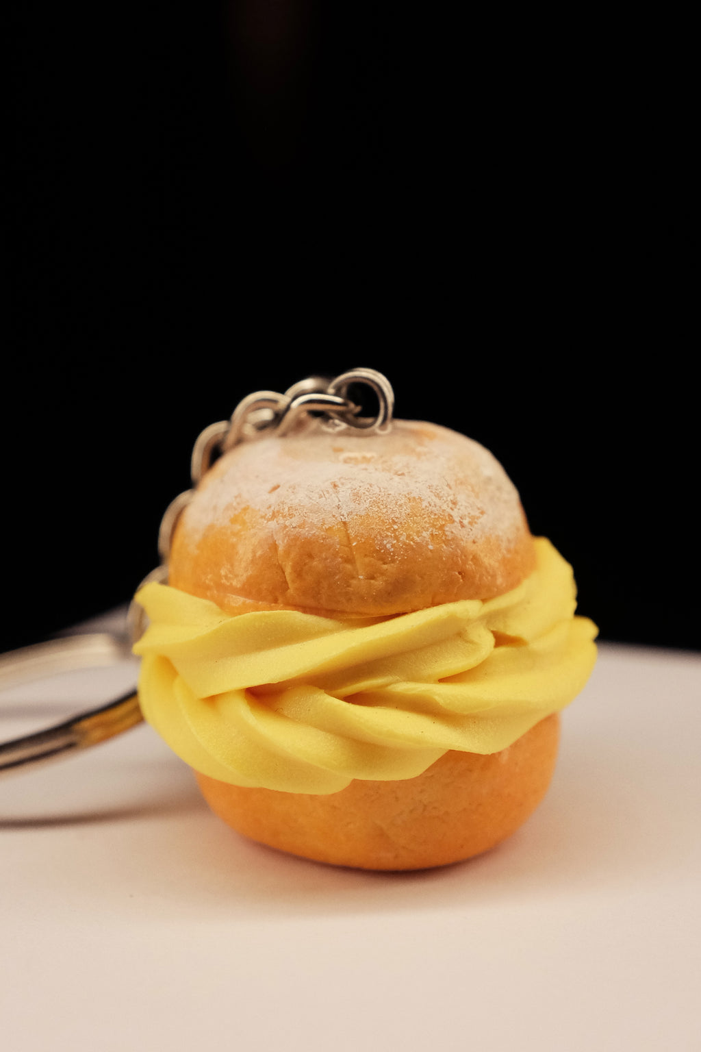 Princes krofna, privezak