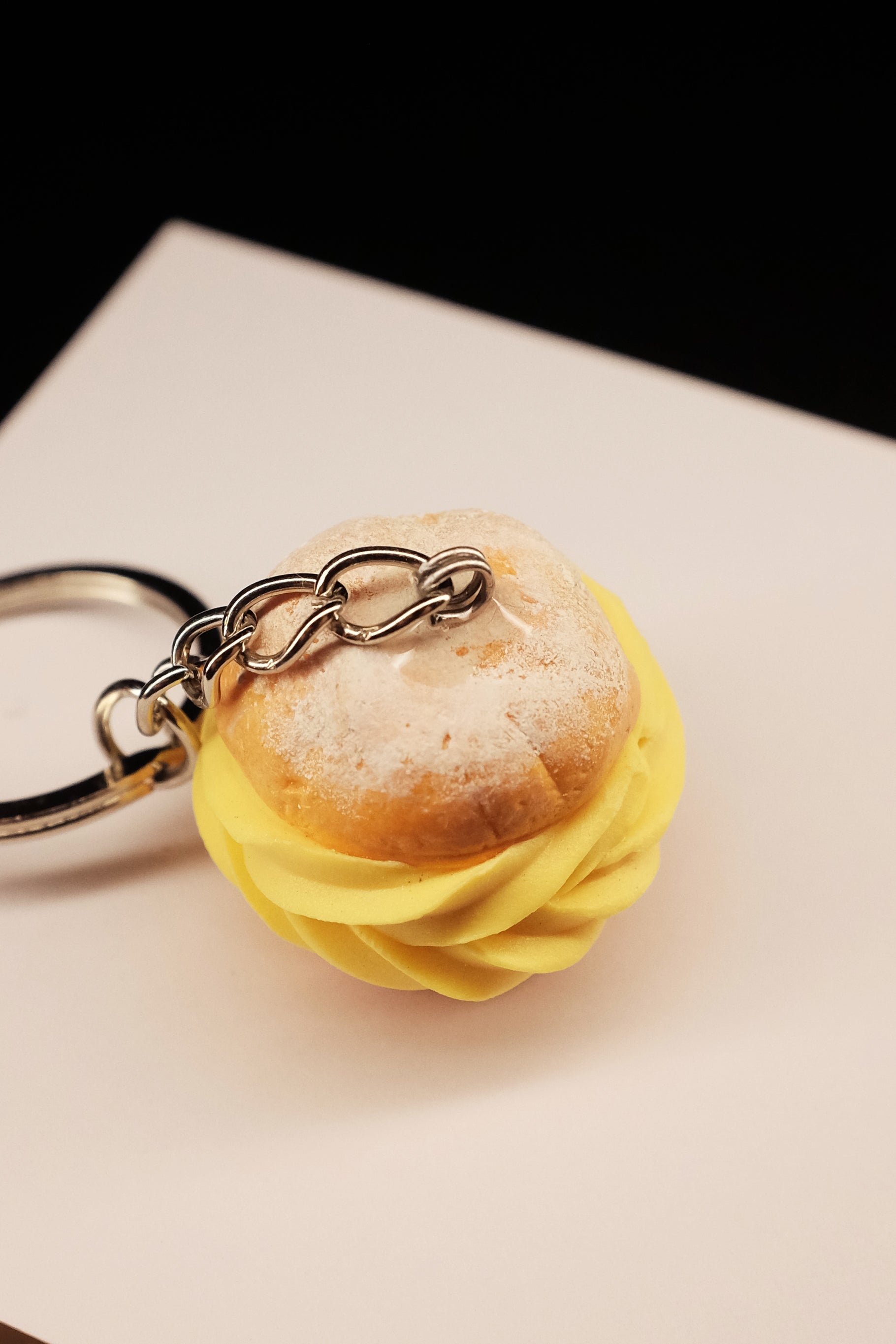 Princes krofna, privezak