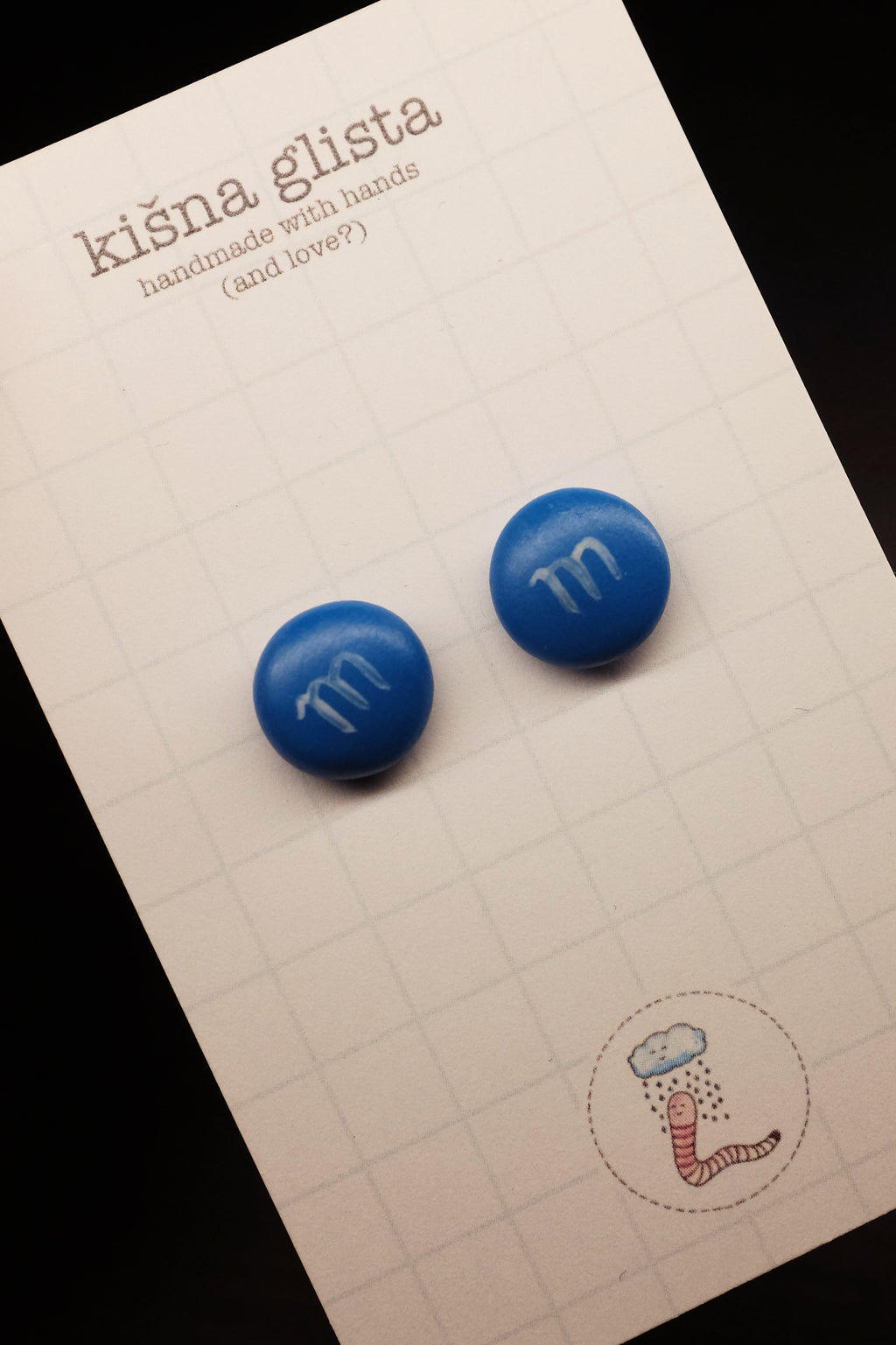 M&M, minđuše sa iglicom