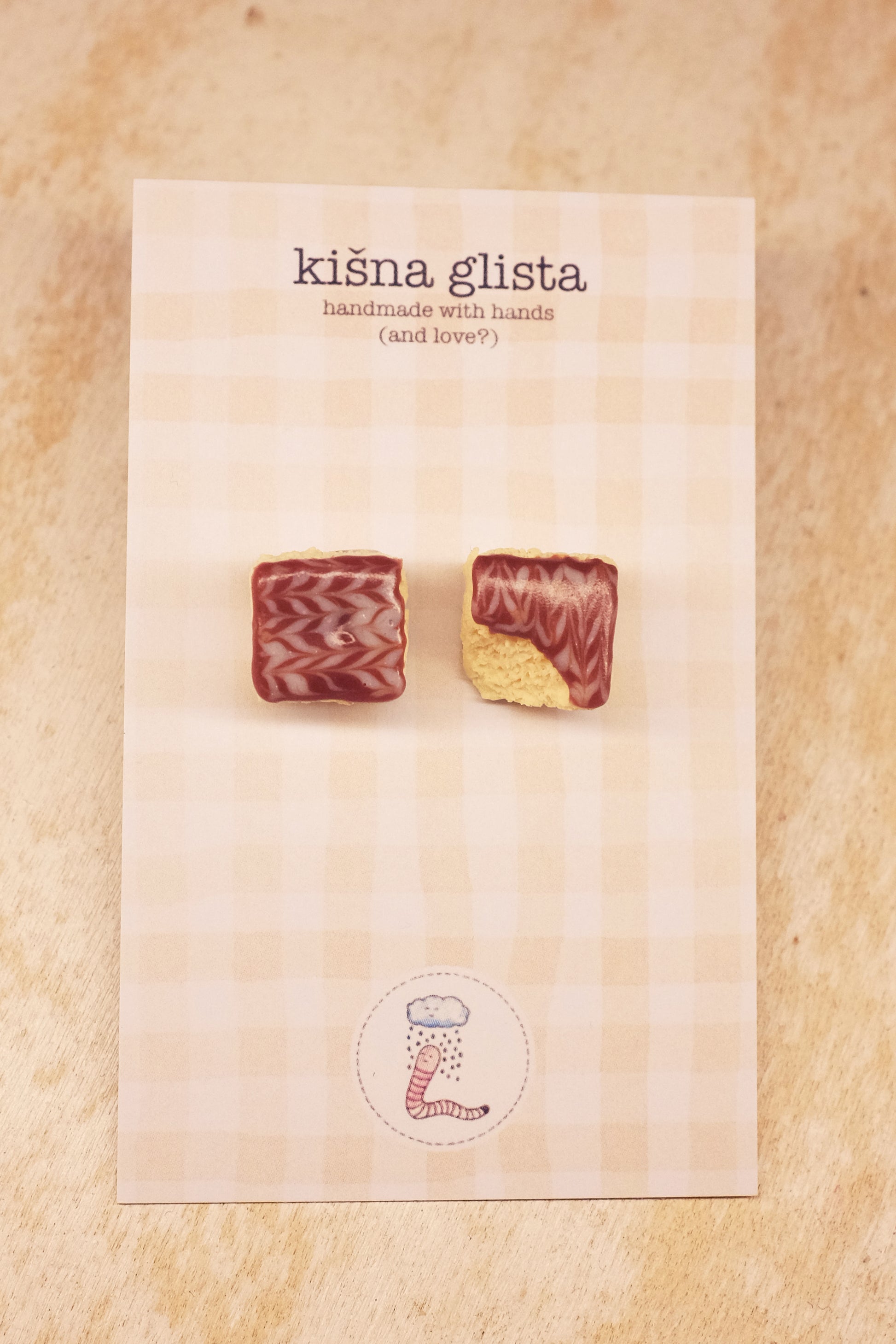 Trileće, minđuše sa iglicom