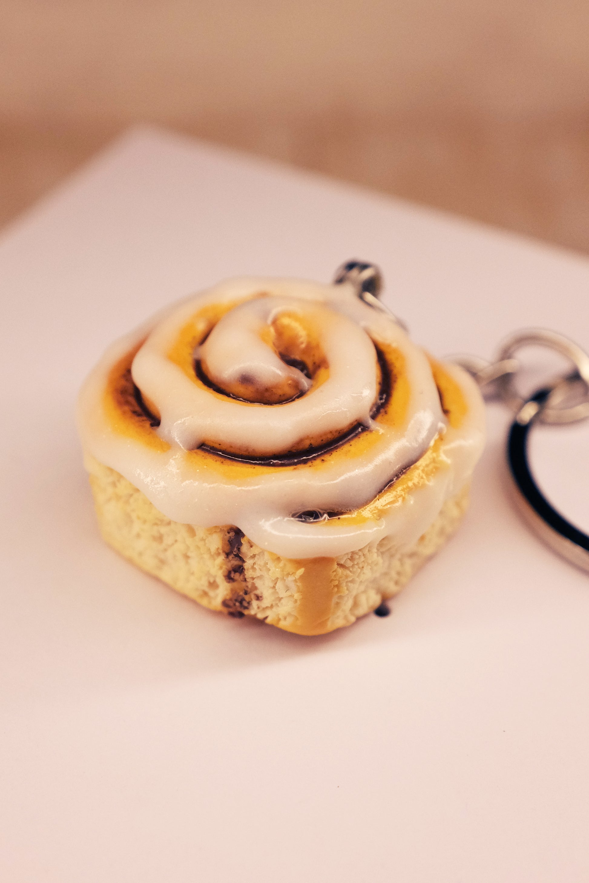 Cimet rolnica, privezak