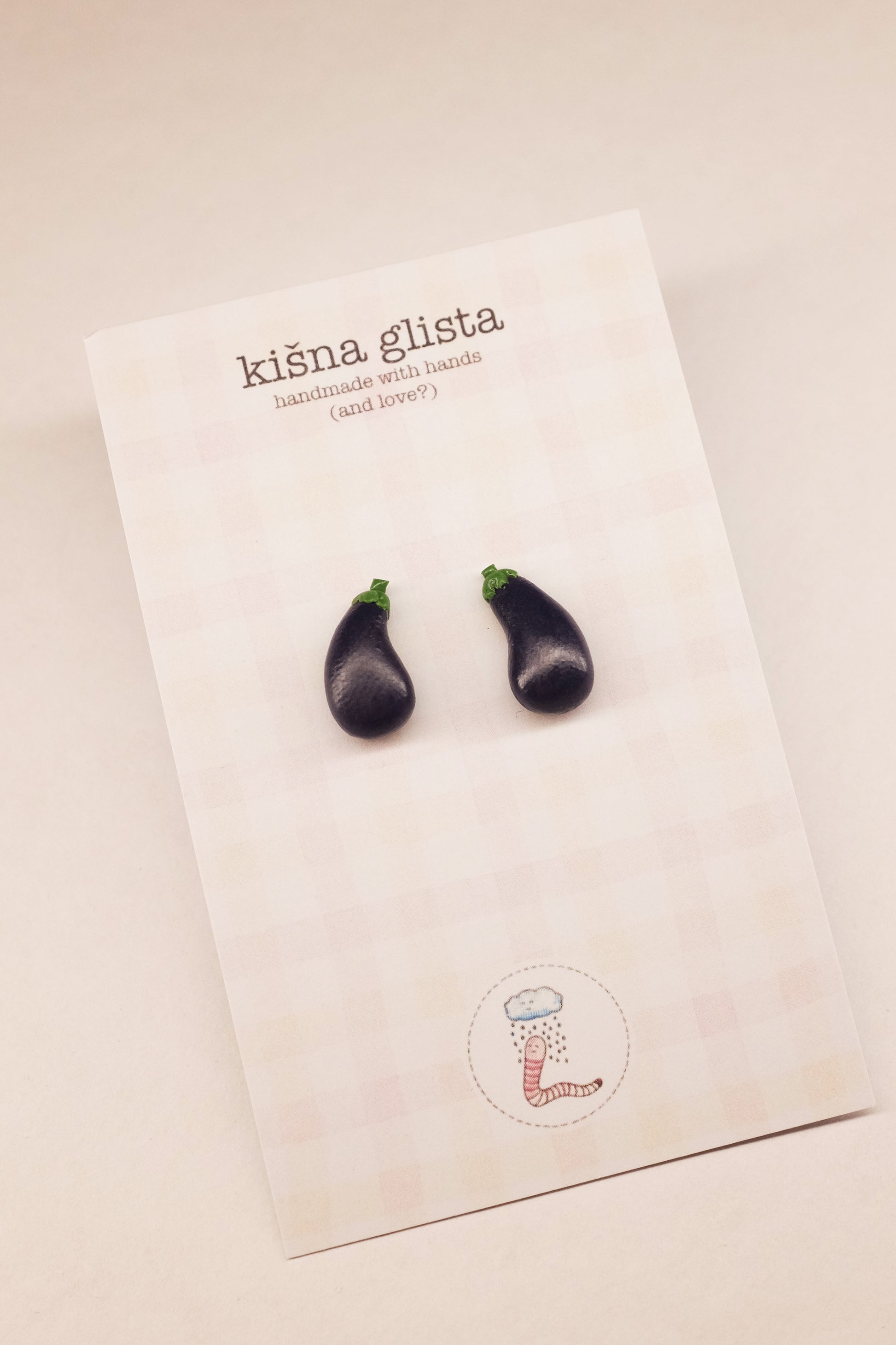 Patlidžan, minđuše sa iglicom