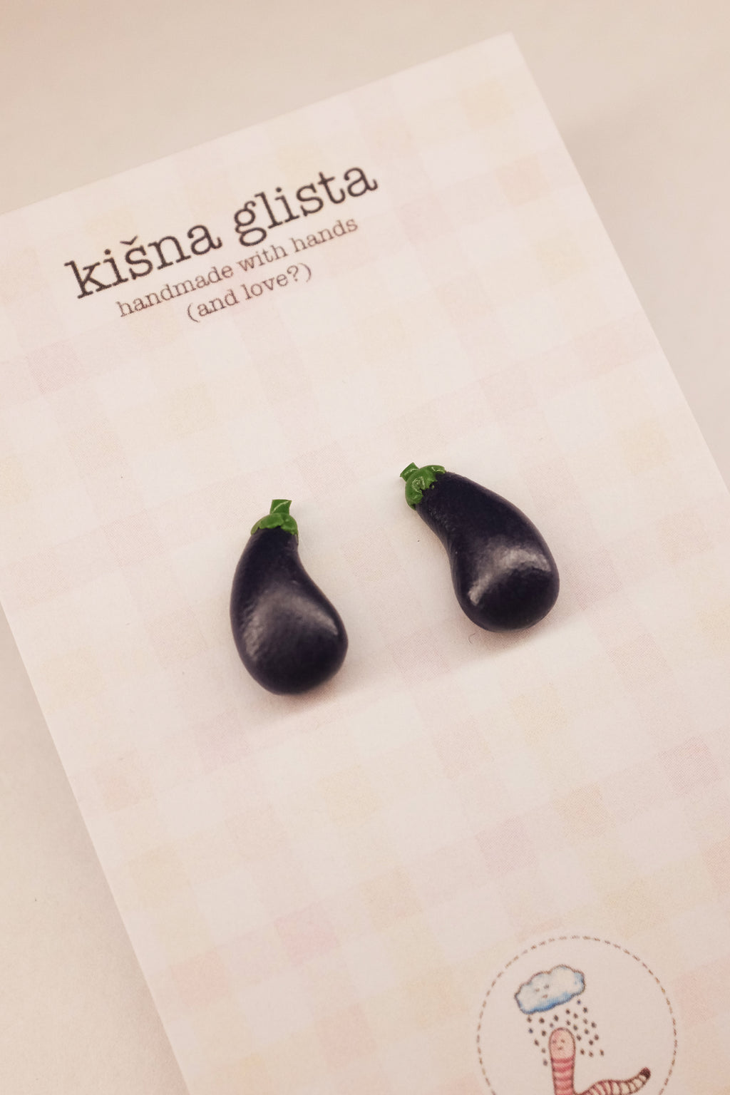 Patlidžan, minđuše sa iglicom