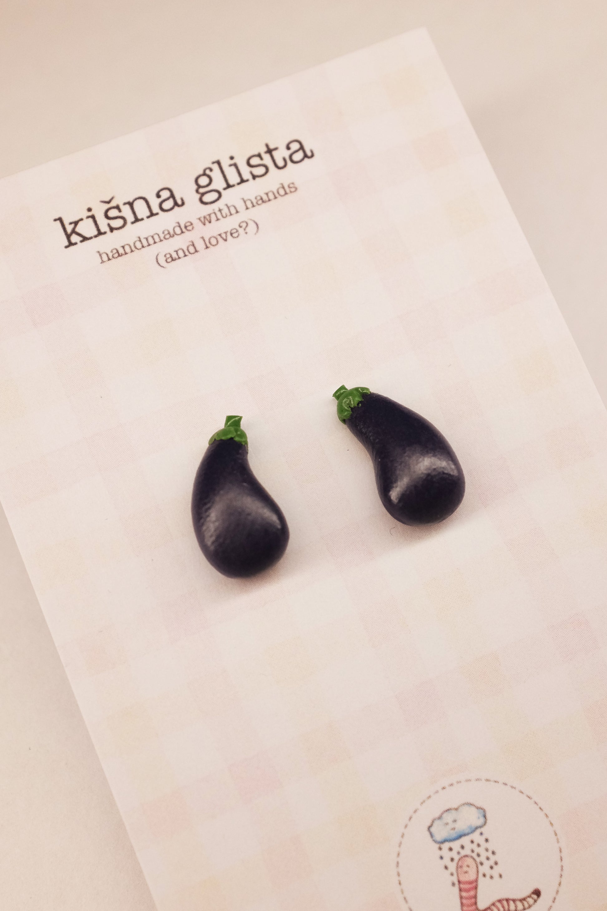 Patlidžan, minđuše sa iglicom