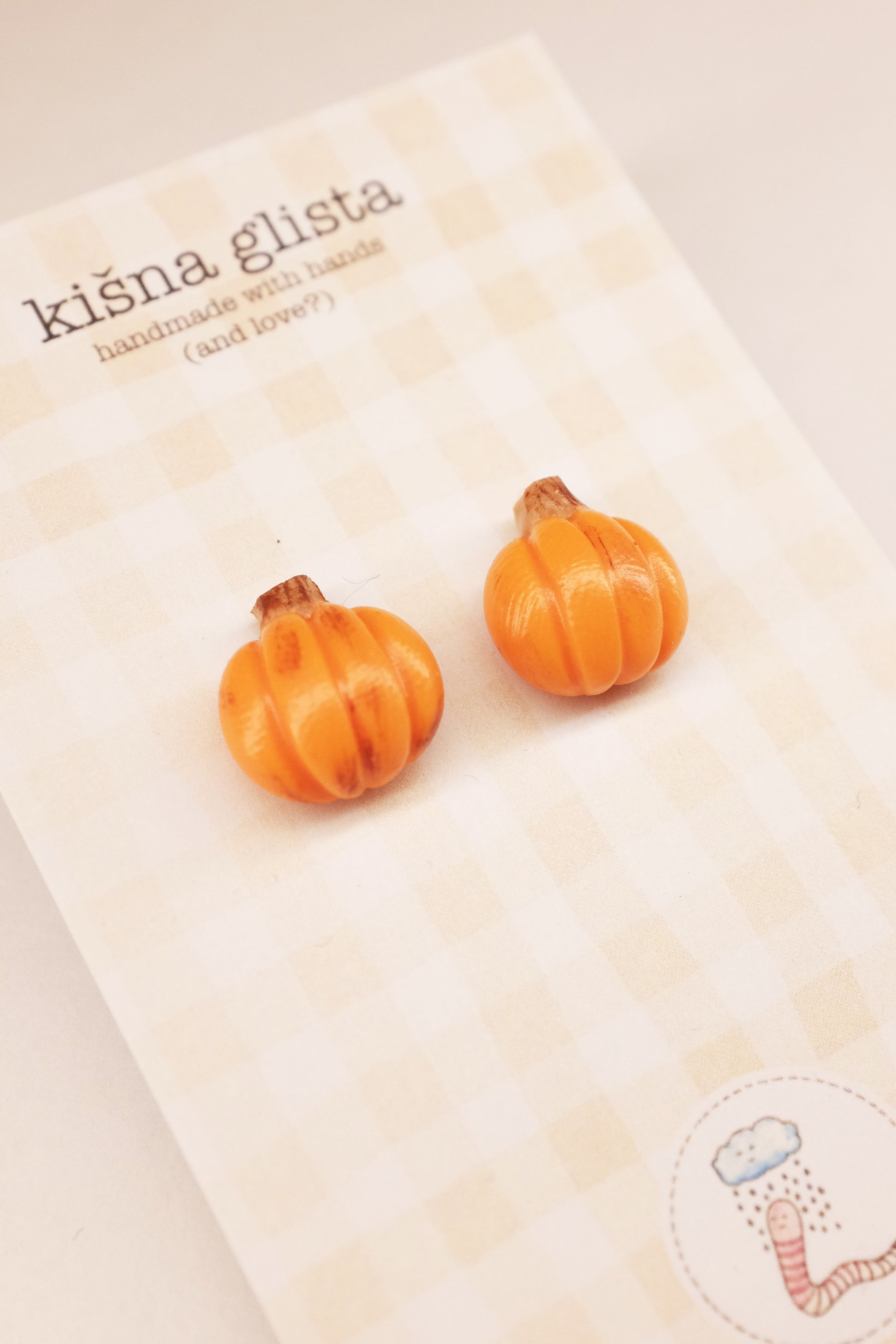 Bundeve, minđuše sa iglicom