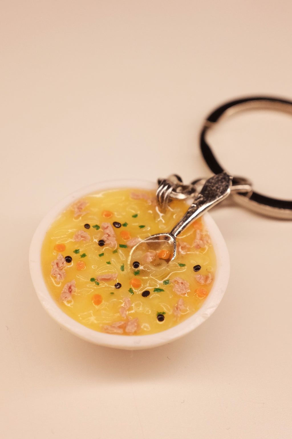 Nešto na kašiku, privezak