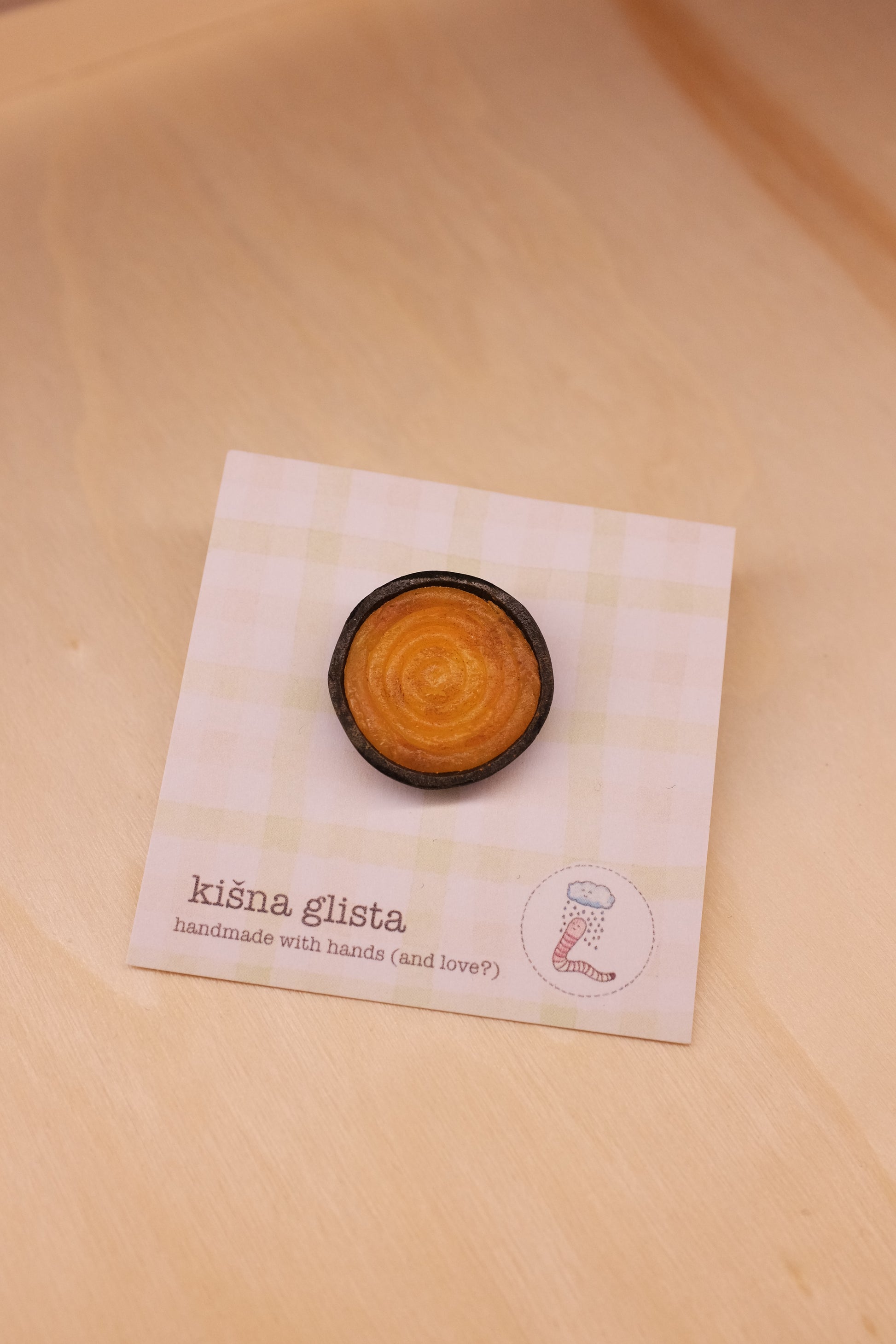 Burek u tepsiji, pin