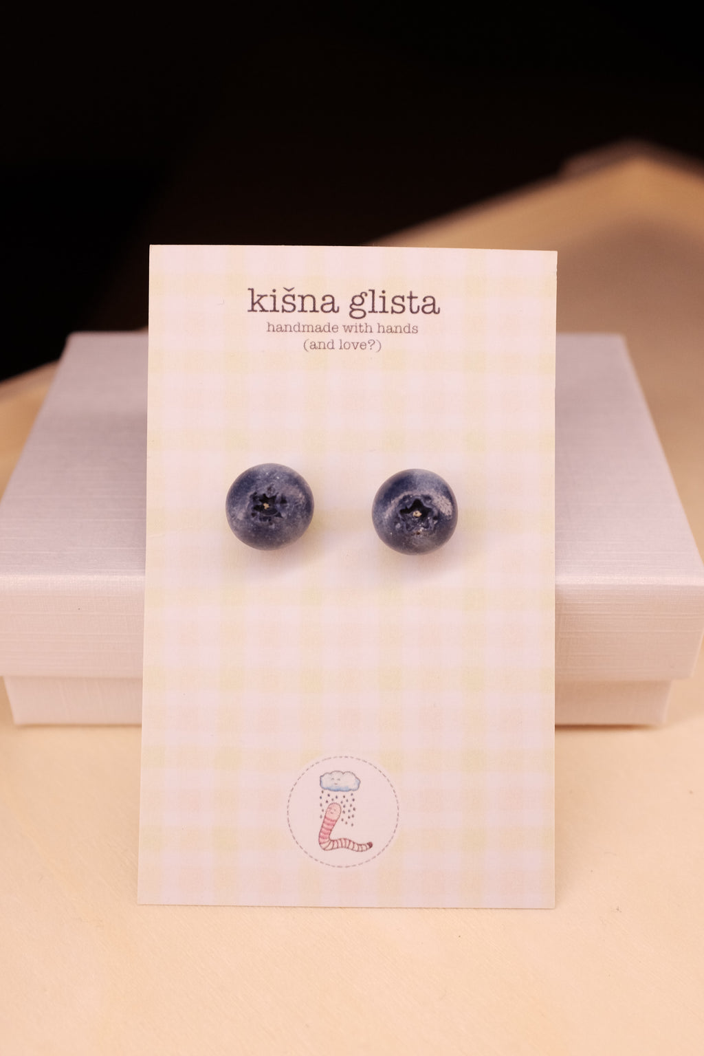 Borovnice, minđuše sa iglicom