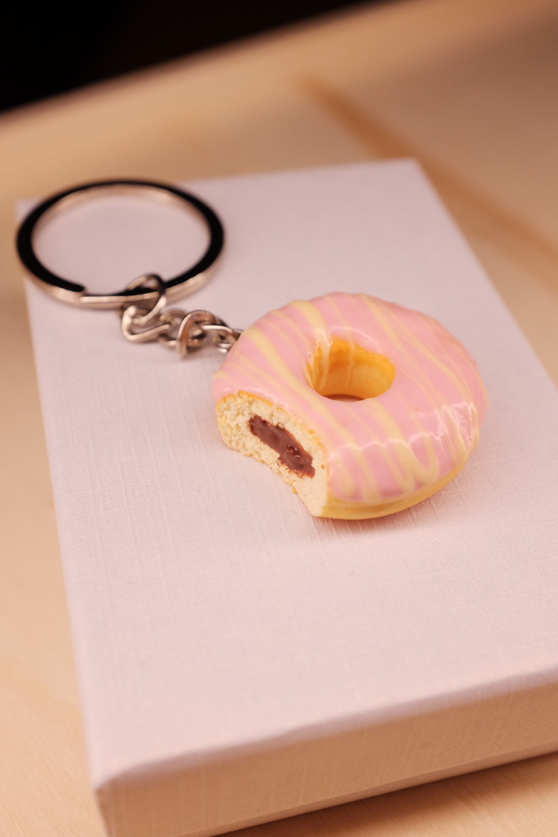 Donut, pendant