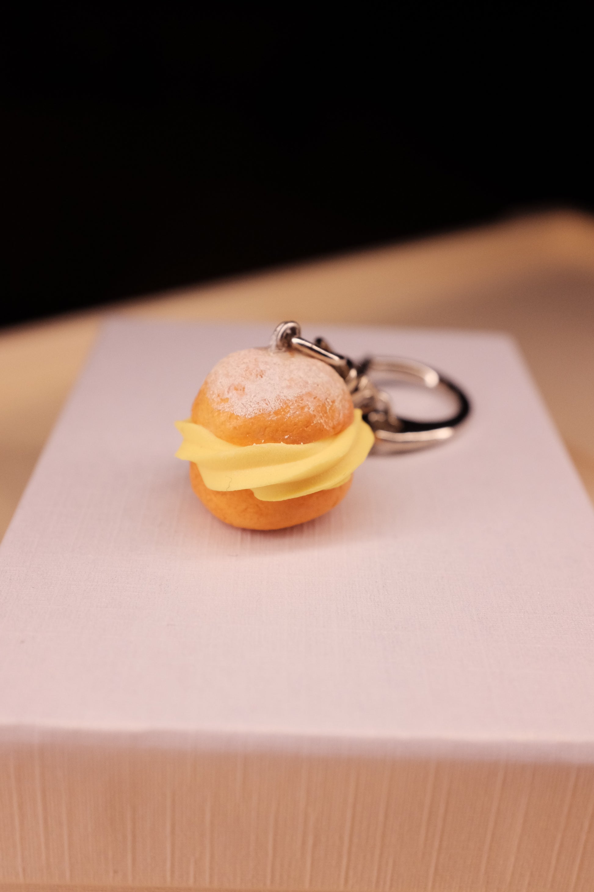 Princes krofna, privezak