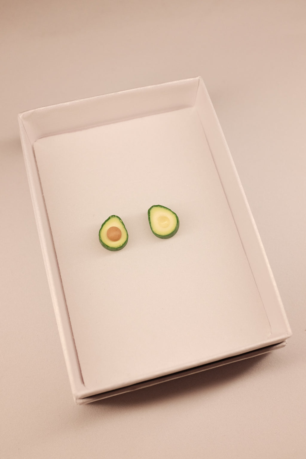 Avokado, minđuše sa iglicom